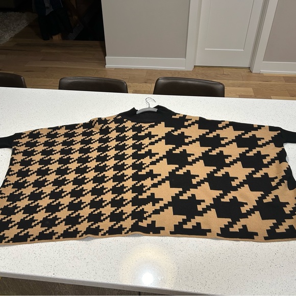 Sweater - Picture 2 of 3